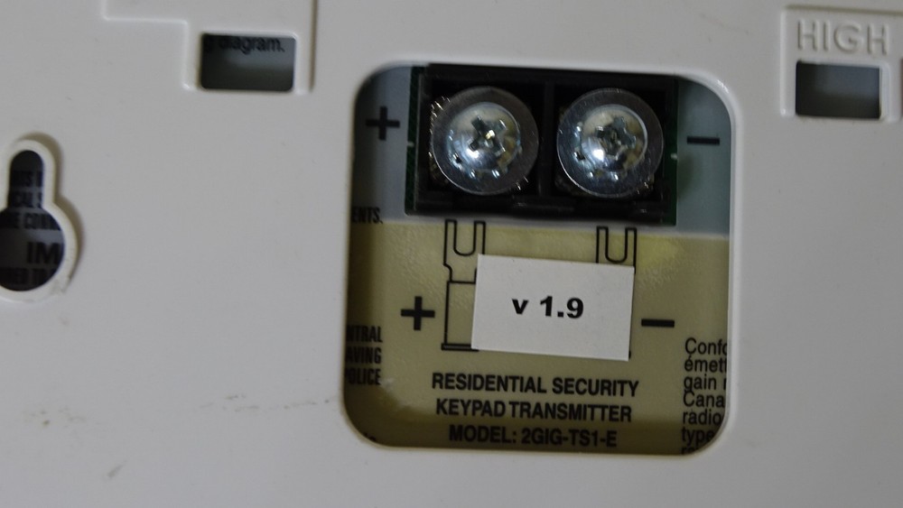 2GIG-TS1-E WIRELESS TOUCH SCREEN KEYPAD