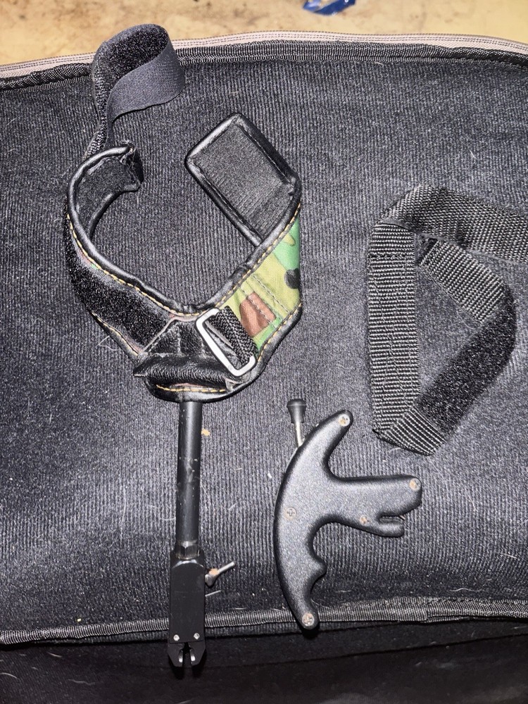 Left Handed Bow set with Accessories!