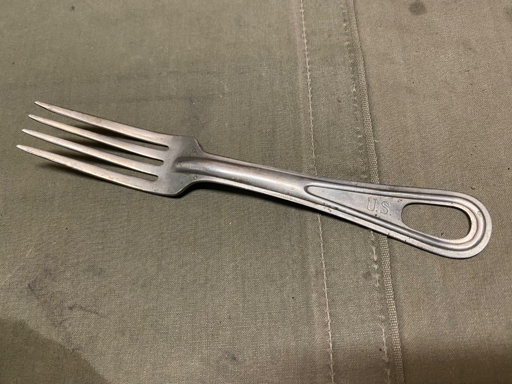 ORIGINAL WWII US ARMY MESS KIT FORK UTENSIL