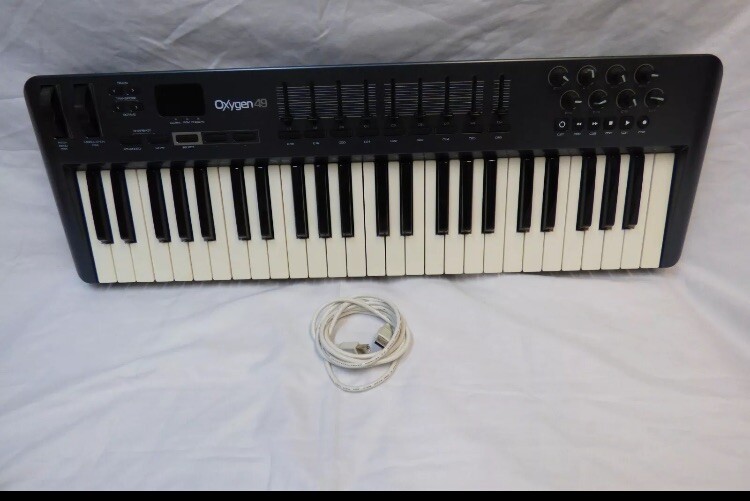 M-Audio OXYGEN 49 Key USB MIDI Electronic Keyboard Controller 3rd Gen w/ Cable