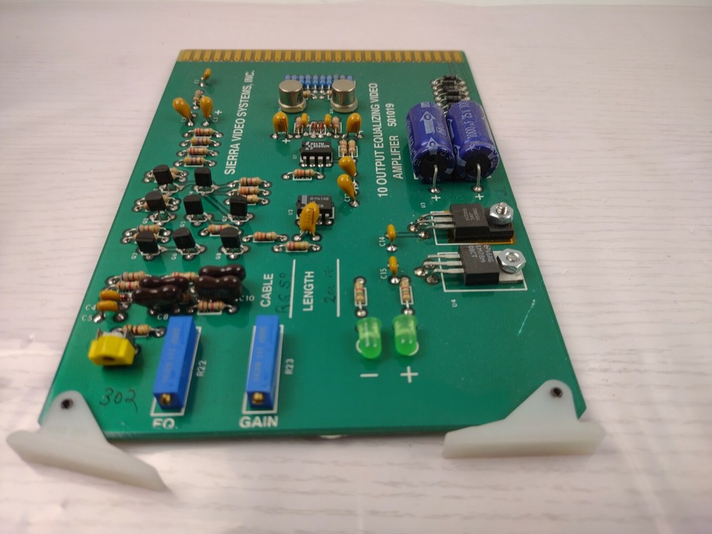 Sierra Video Systems 10 OUTPUT EQUALIZING VIDEO AMPLIFIER 501019