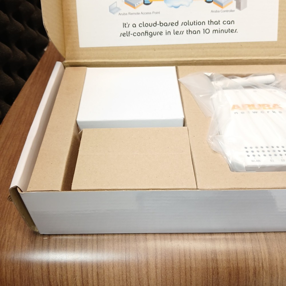 Aruba RAP-2WG-US Remote Wireless Access Point Open Box