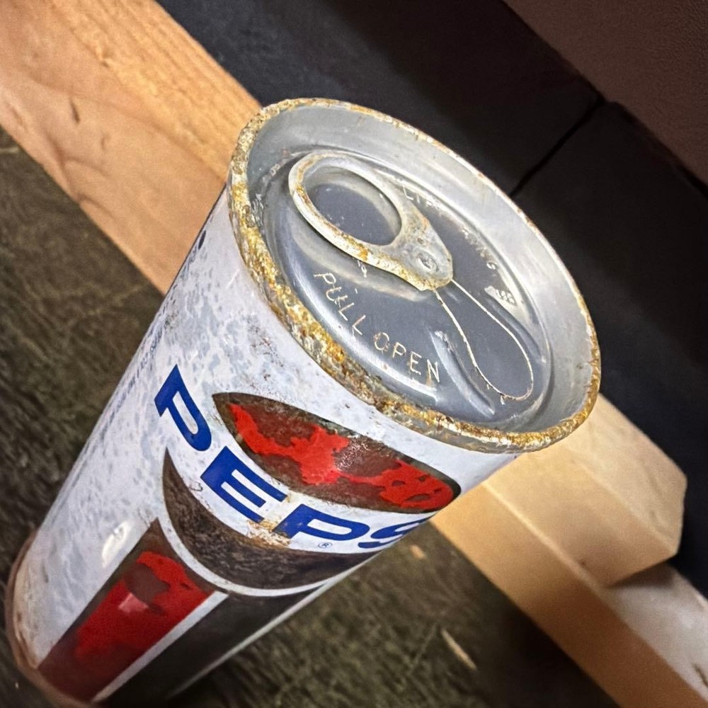 Pepsi cola retro can