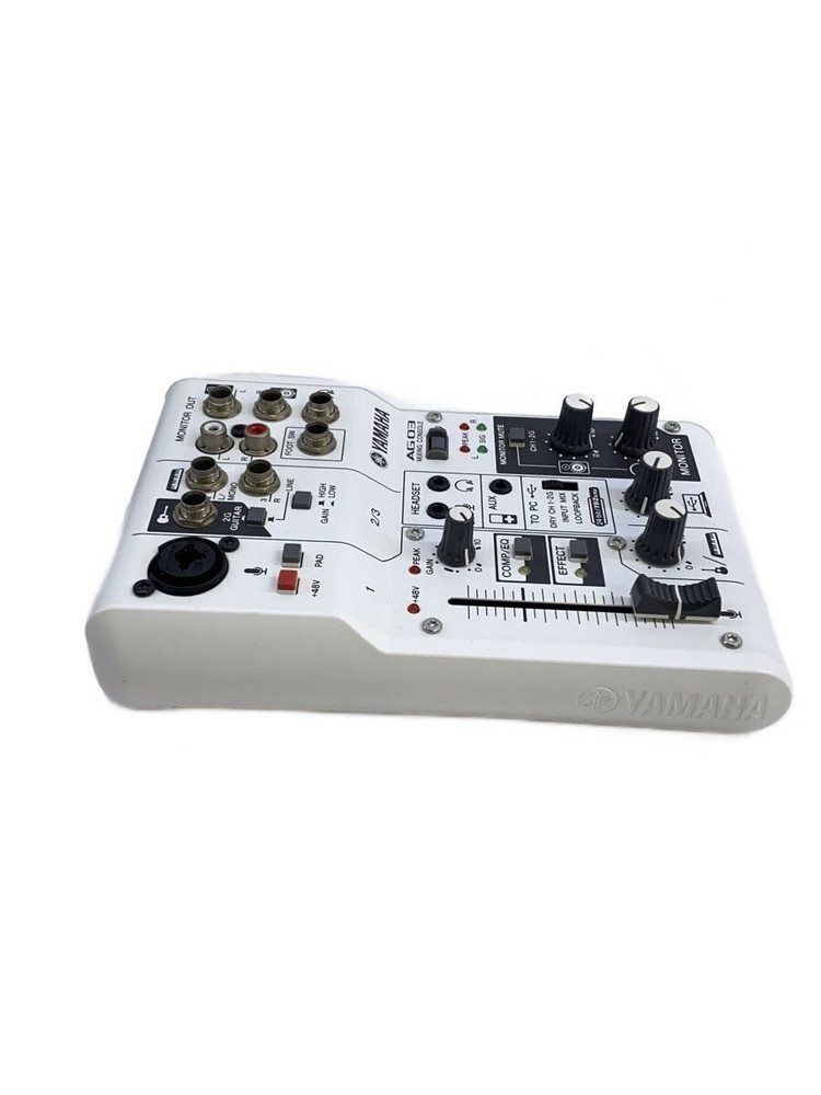 YAMAHA AG03 MIXER Used