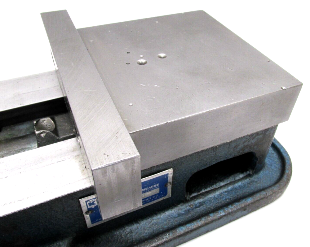 NICE! KURT ANGLOCK 6" MILLING MACHINE VISE w/ JAWS & HANDLE - #D60