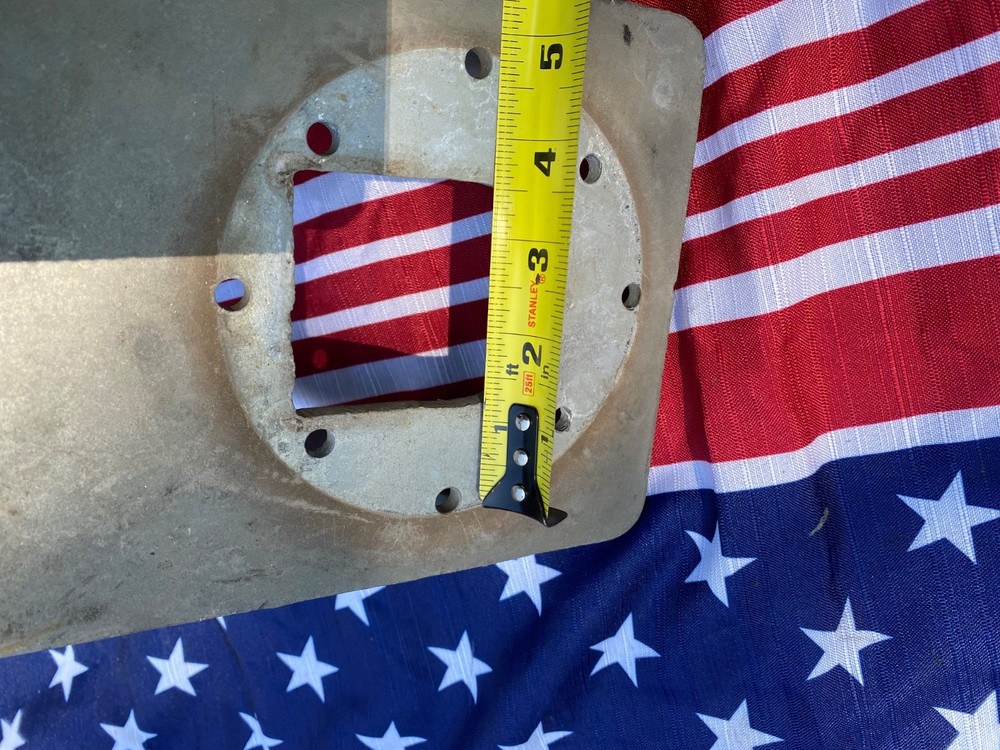 Antenna tower rotor rotator side mount bracket