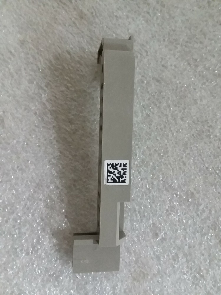 Schneider Electric 47053 Sensor Plug 400A