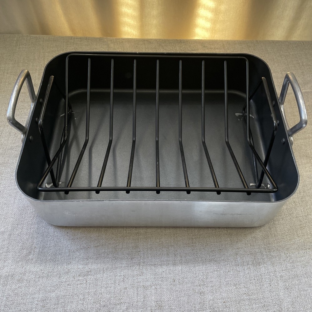 Nonstick Rectangular Roasting Pan With Rack 16” X 12” X 4”