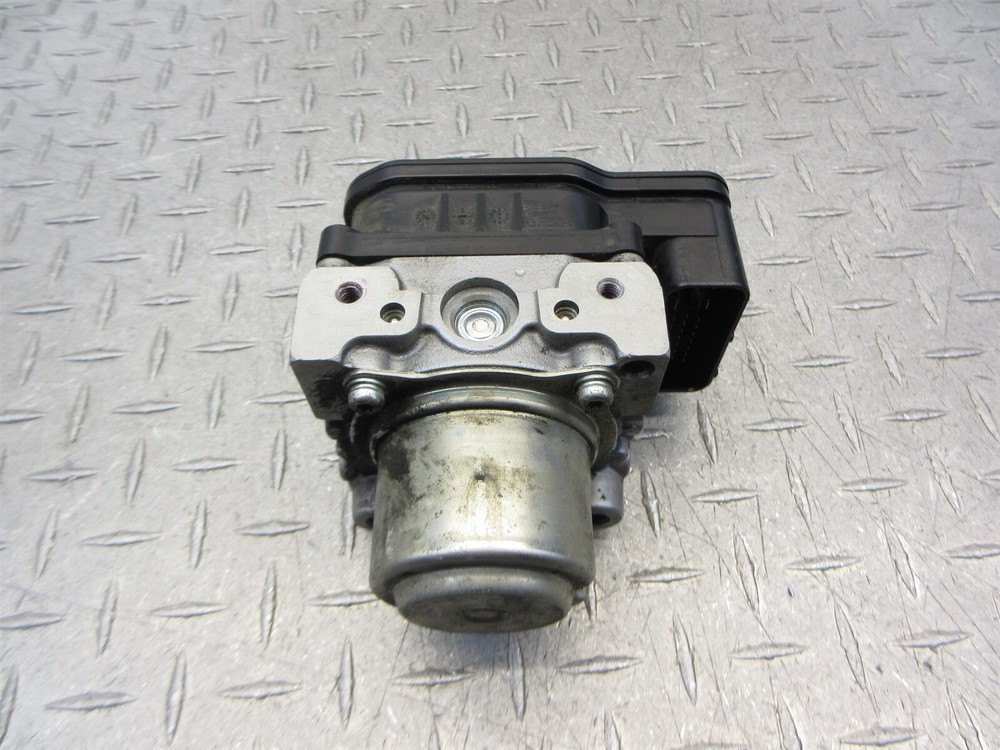 2013 09-20 Triumph Thunderbird Abs Brake Pump Module Unit