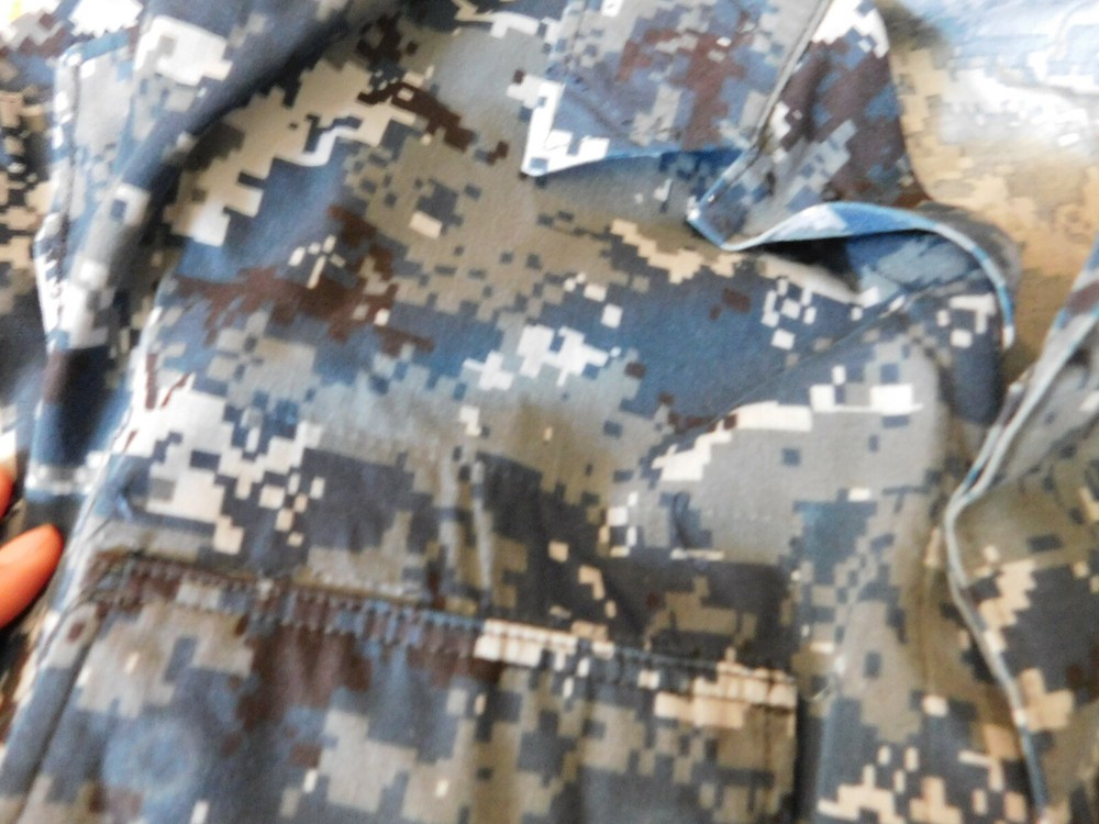 US NAVY WORKING BLOUSE COAT SIZE LARGE - X LONG