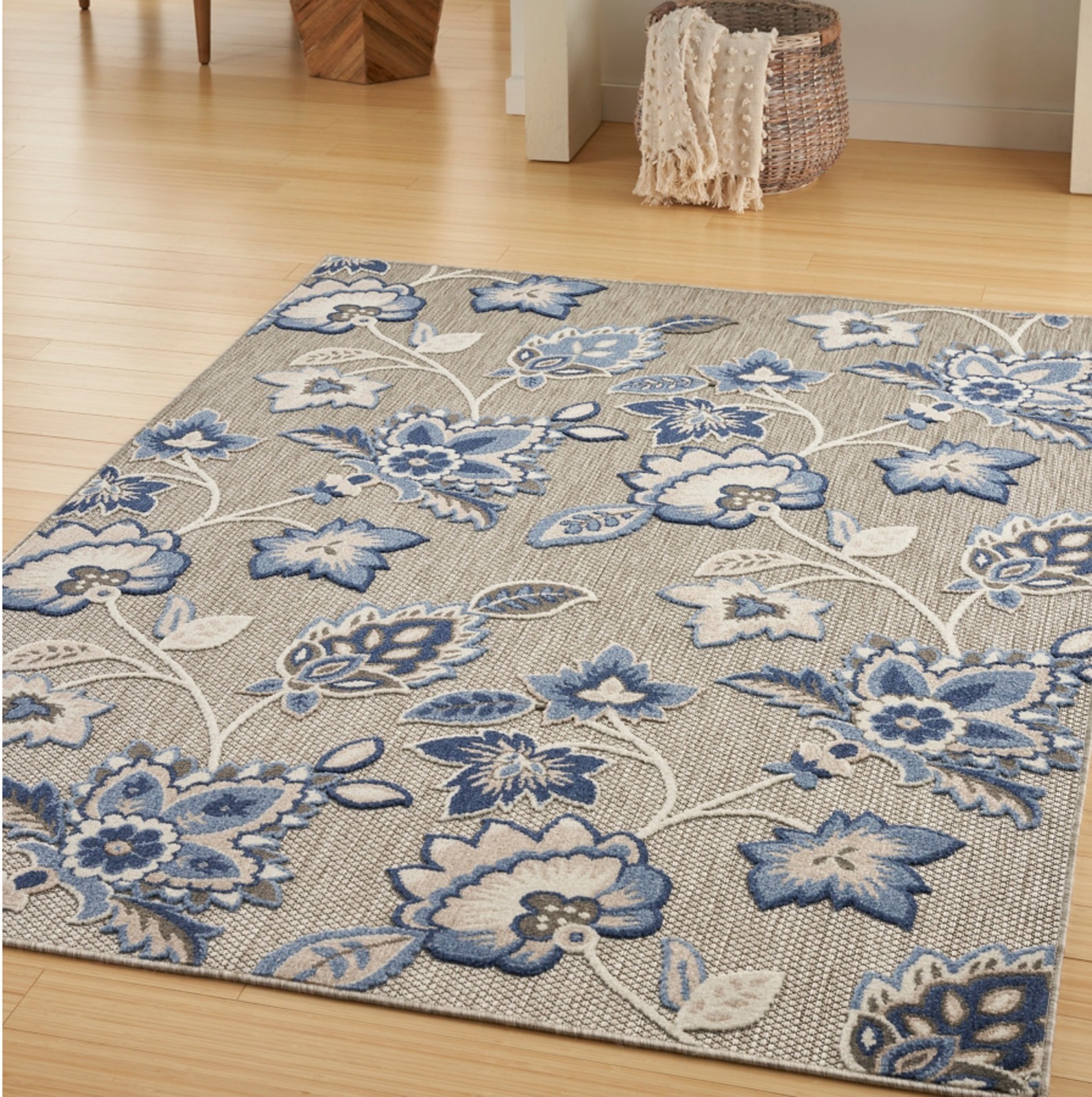 Nourison Home Splash Floral Indoor Outdoor Area Rug 5'x8' Blue Gray Deck