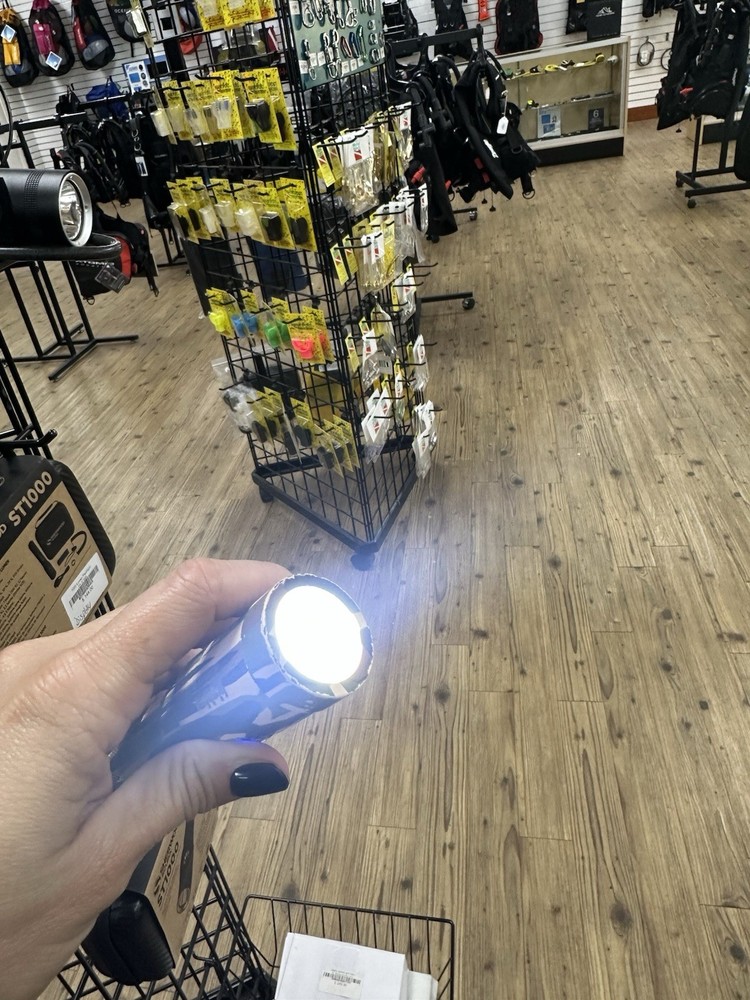 Big Blue 1200np Scuba Light