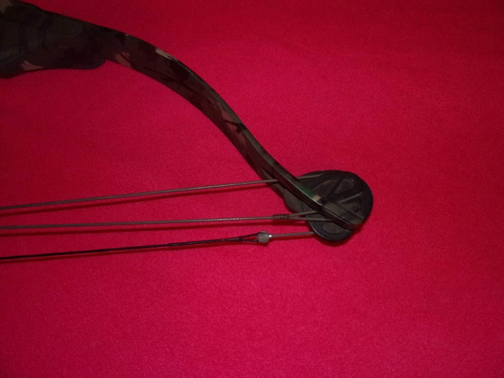 PSE Fast Flight Compound Bow