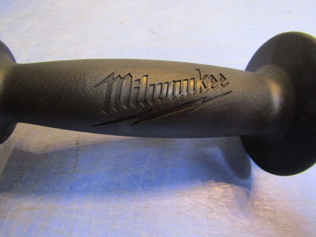 1 Milwaukee 516067 Adjustable Auxiliary Handle Replacement Hammer Drill Driver