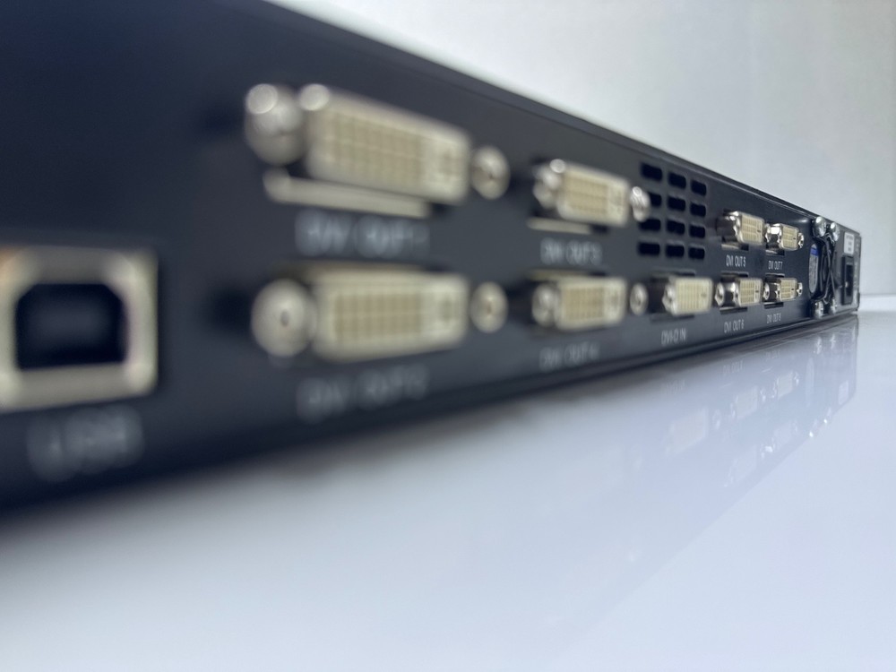 Datapath dL8 Video Distribution Amplifier