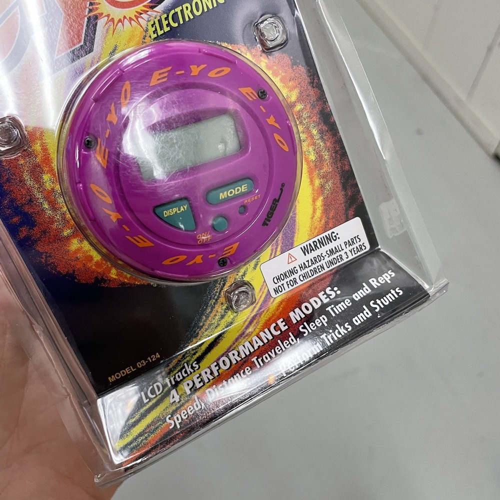 Tiger Electronics E-yo Electronic Yo Yo 1998 Model 03-124 New & Sealed 1998