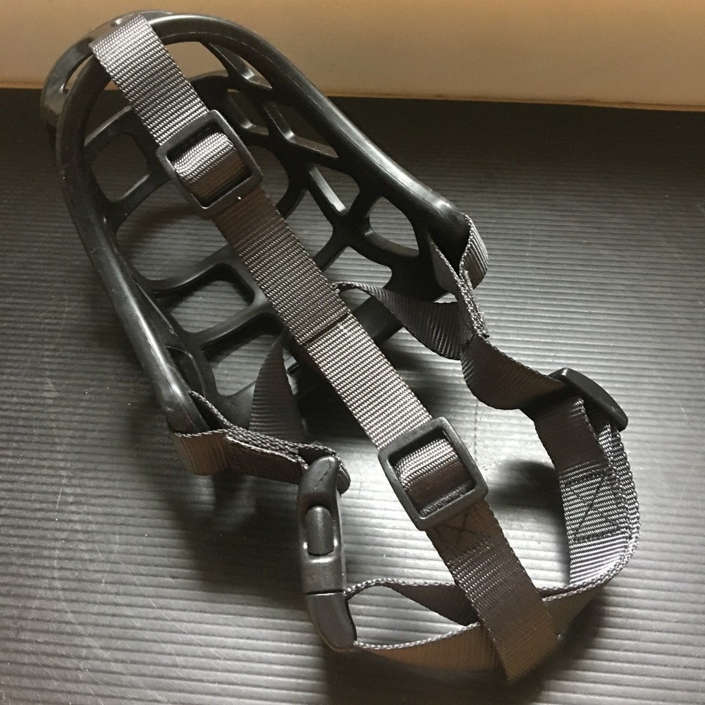 Comfortable Basket Muzzle For Dogs, Durable Plastic, Adjustable Straps