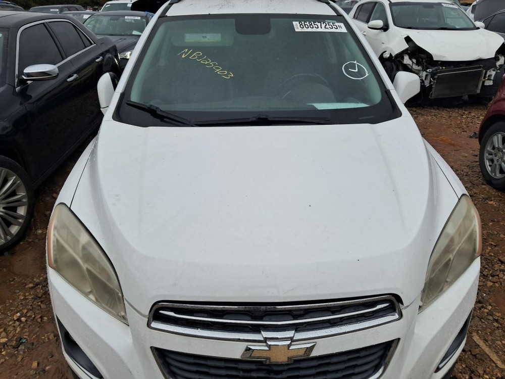 TRAX 2015 Glove Box 4845417