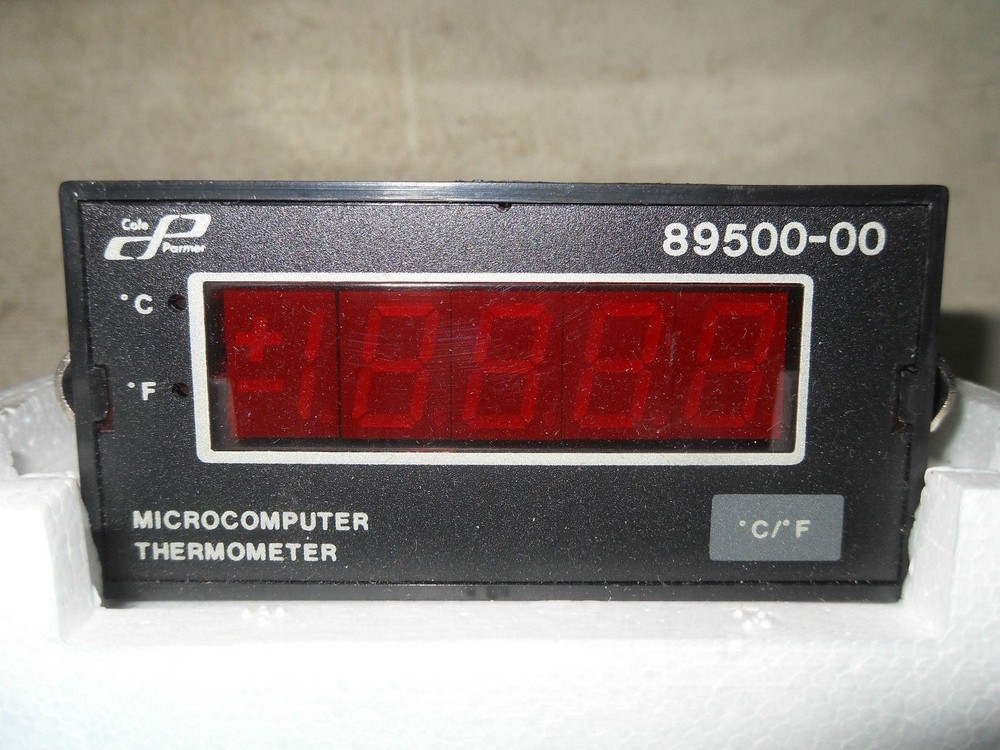 Cole-Parmer 89500-00 Temperature Panel Meter