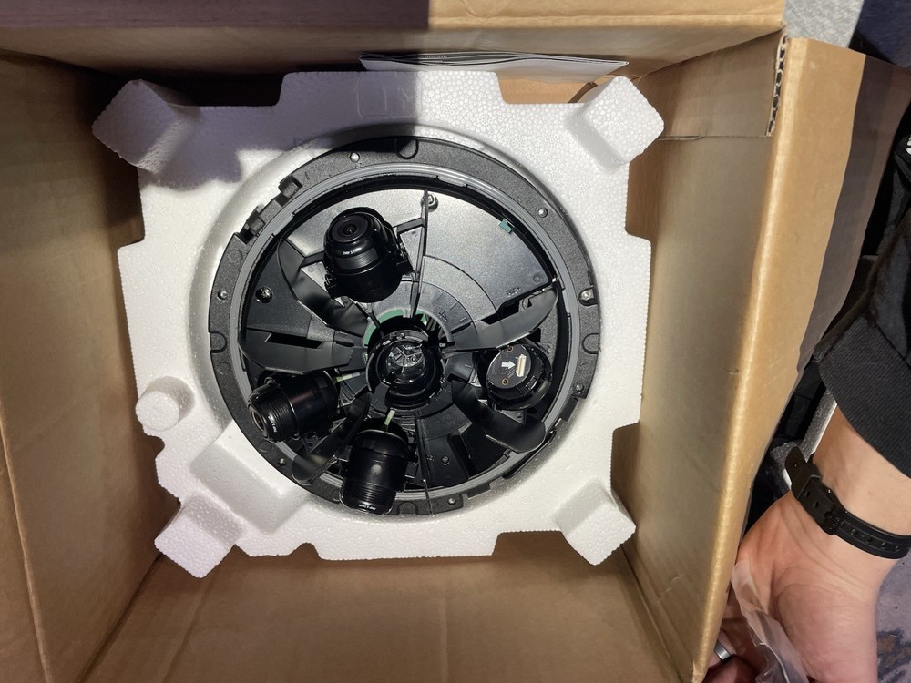 Hanwha Techwin PNM-9002VQ 2MP/5MPx4CH Multi-directional Security Camera Lens