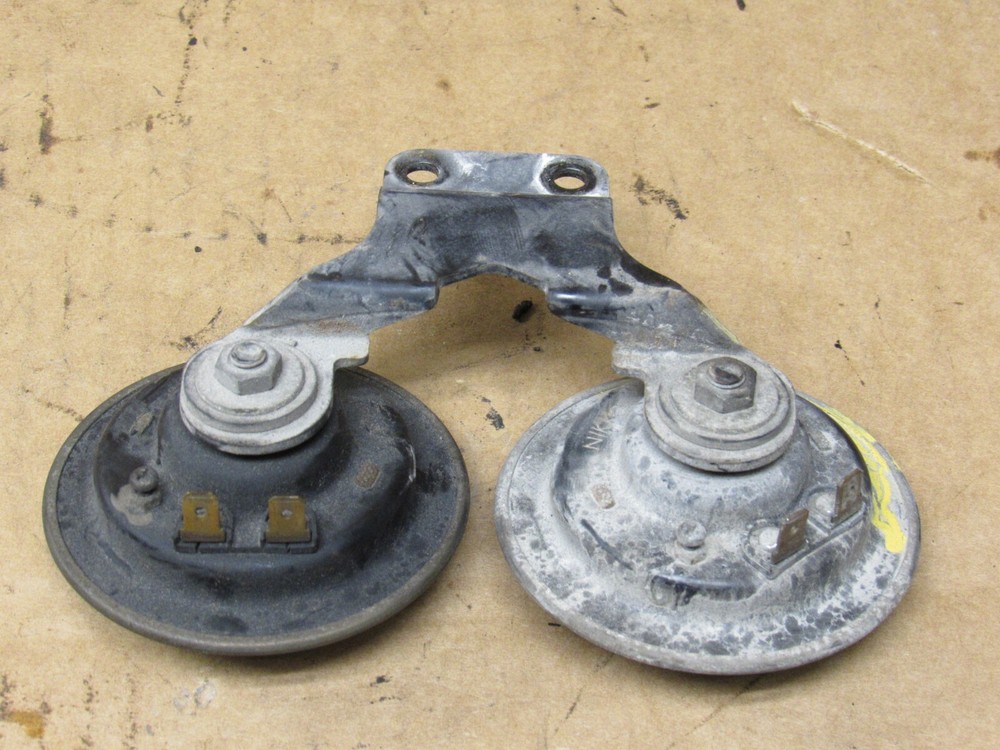 1987 Suzuki Cavalcade GV1400 Horn Assembly