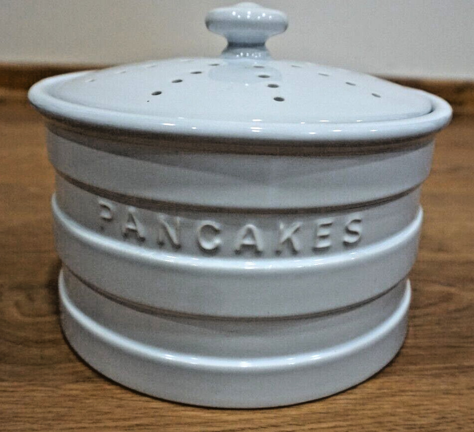 WILLIAMS-SONOMA PANCAKE WARMER WITH LID