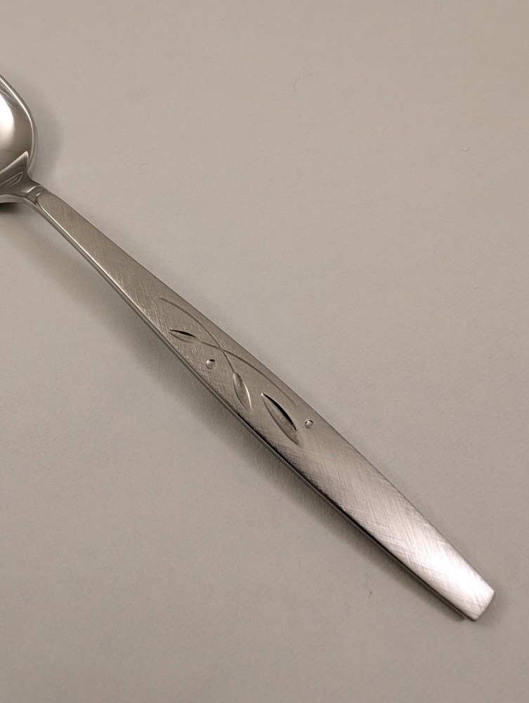 1 Oneida Cube Stainless - WILL O' WISP - TEASPOON 6 1/8"