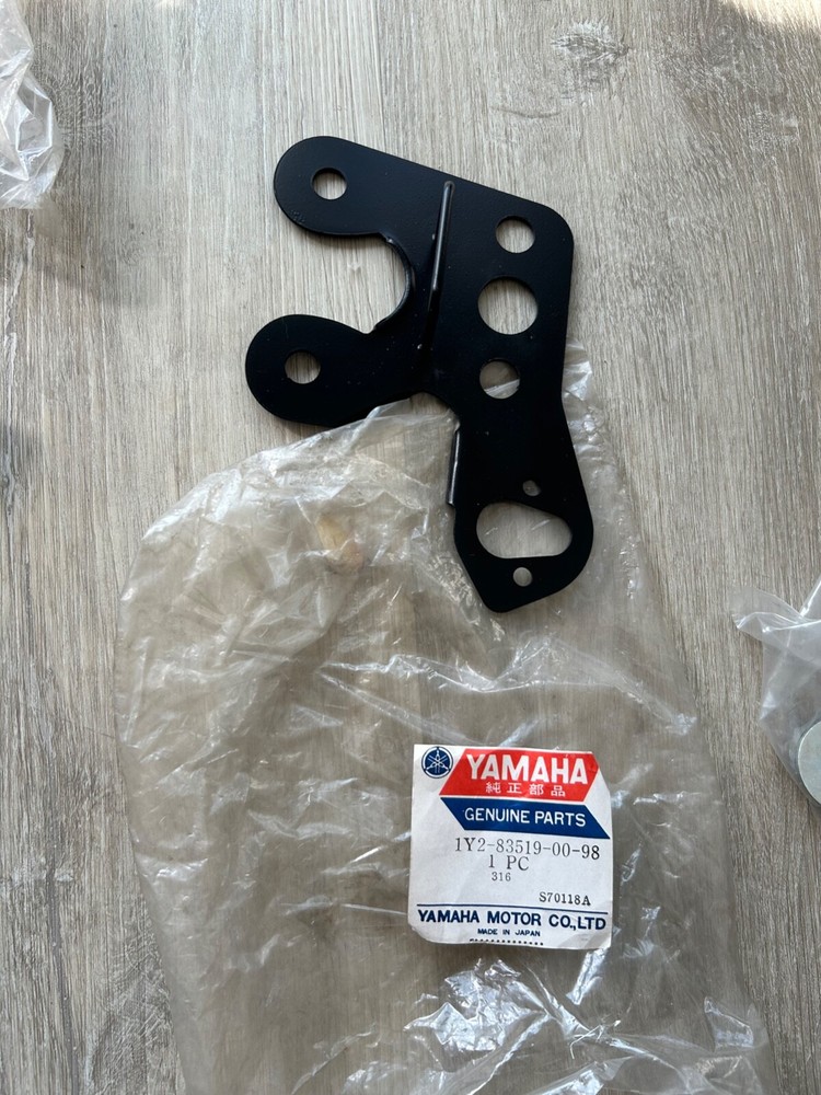Tacho Holder FS1 - 1Y2-83519-00-98