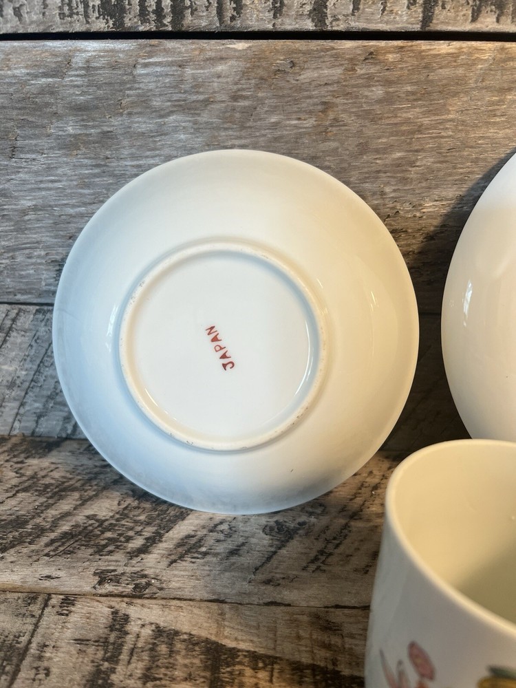 Three Piece Juvenile Set Porcelain Ware Kitchen Decor