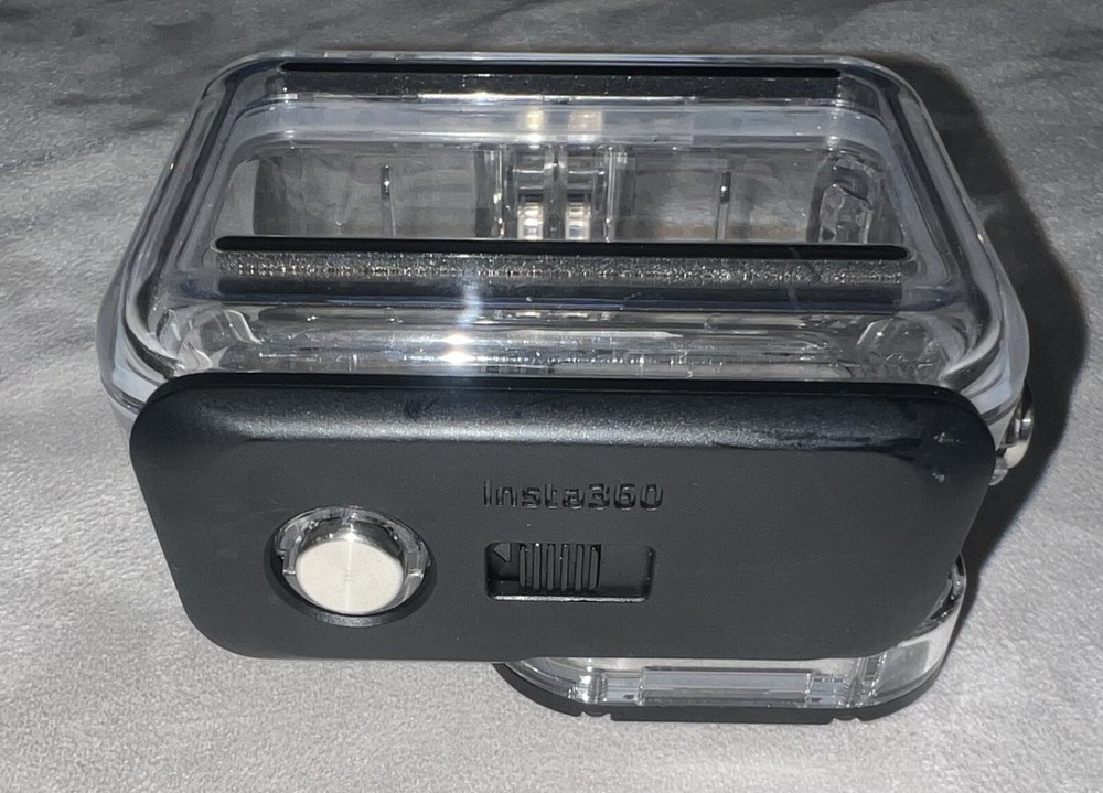 Insta360 Ace Pro Dive Case Transparent Waterproof to 60m - Good - Case ONLY