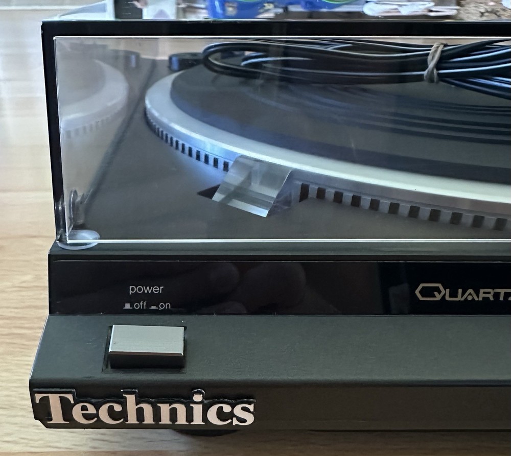 Technics SL-QD33 Fully Automatic Quartz Direct Drive Turntable Serviced Recapped