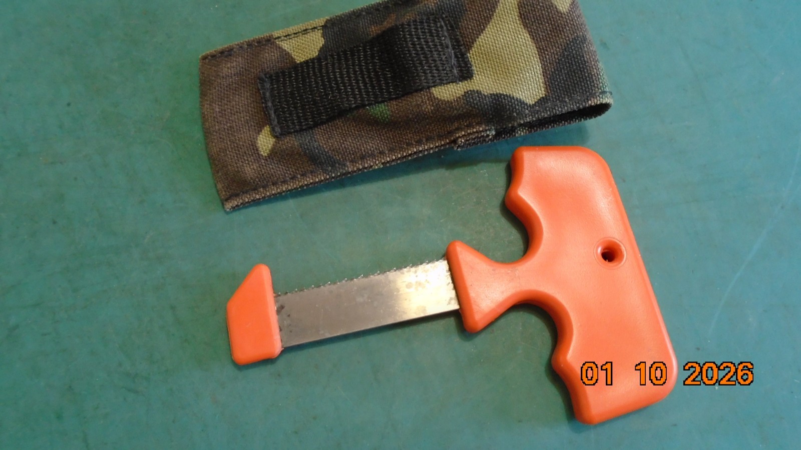 Vintage Sagen Inc. Hunting Bone Saw Rib Splitter Saw USA Camo Nylon Sheath