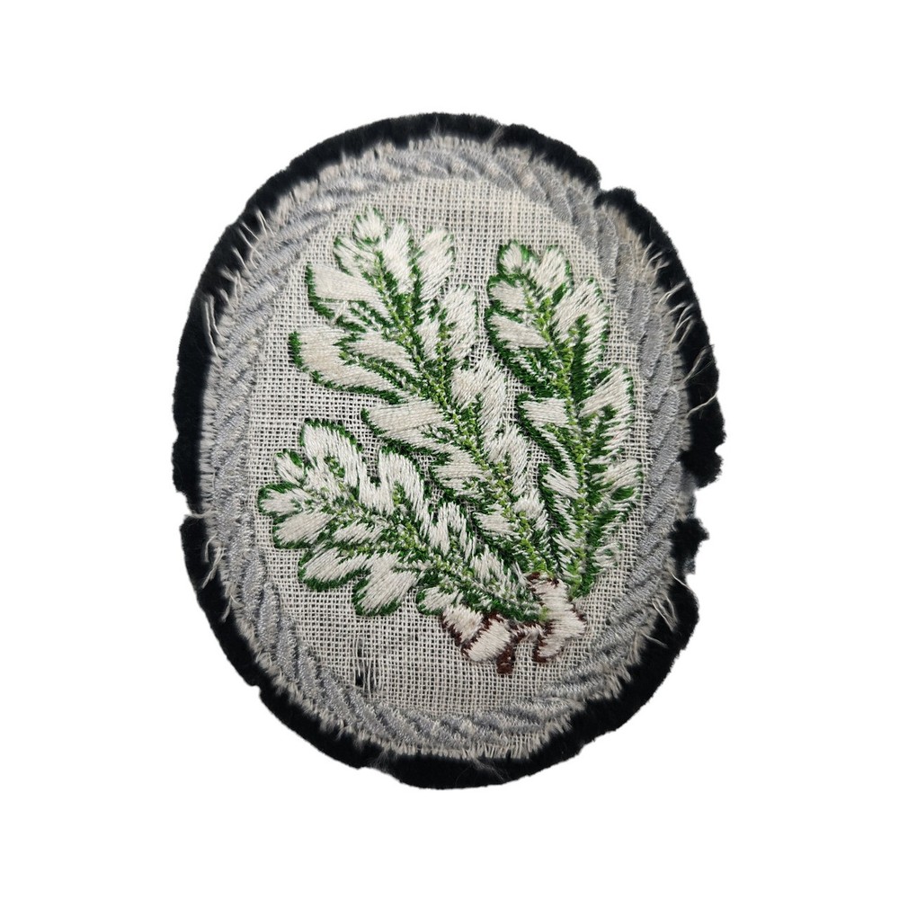 Heer “Jäger” Embroidered Sleeve Patch on Wool (3)