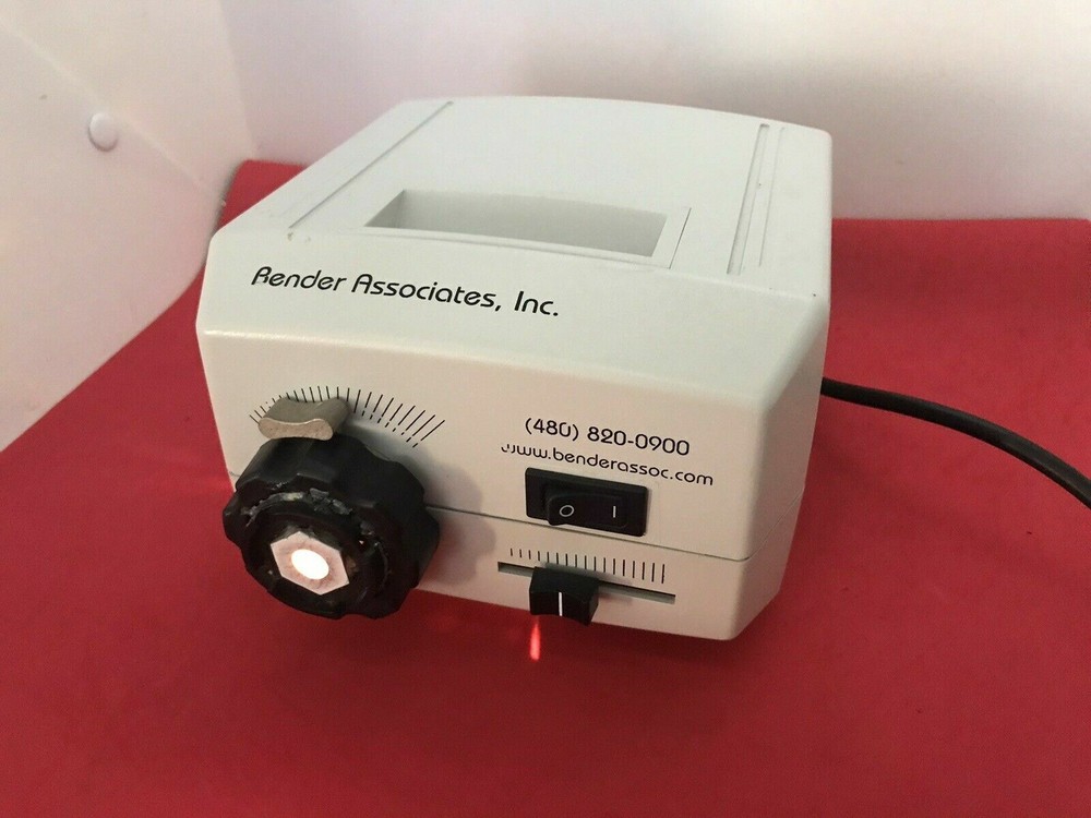 Orascoptic Zeon illuminator Fiber Optic Light Source