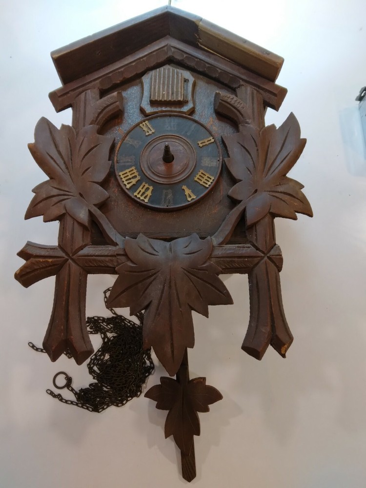 VINTAGE BLACK FOREST CUCKOO CLOCK