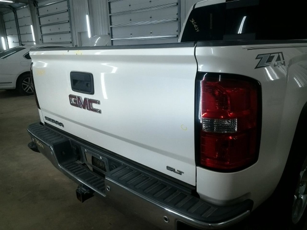 SIERRA150 2014 High Mounted Stop Light 104875339