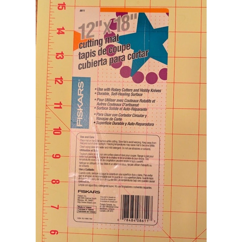 12x18 Friskars Cutting Mat Double Sided