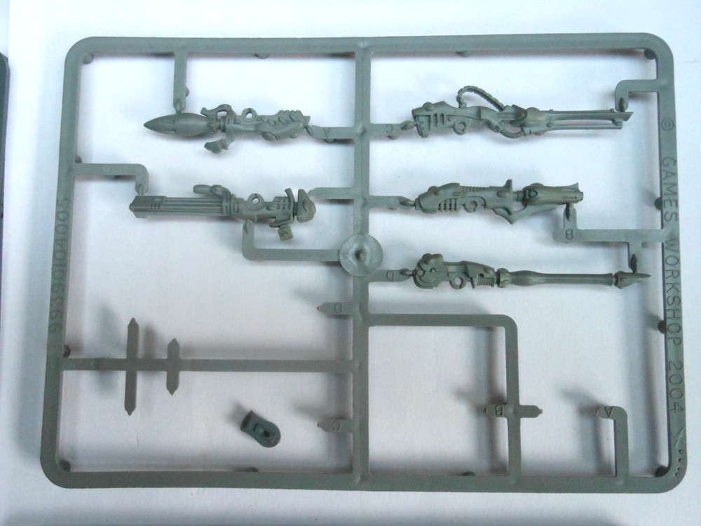 Warhammer 40k Eldar Heavy Weapons Bits incomplete sprues