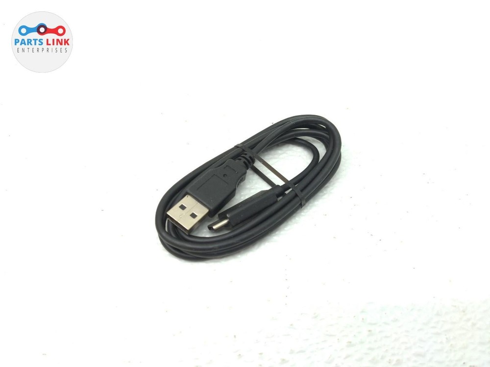 Hyperice Hypervolt GO 2 Percussion Massager Handheld Massage Gun - Black