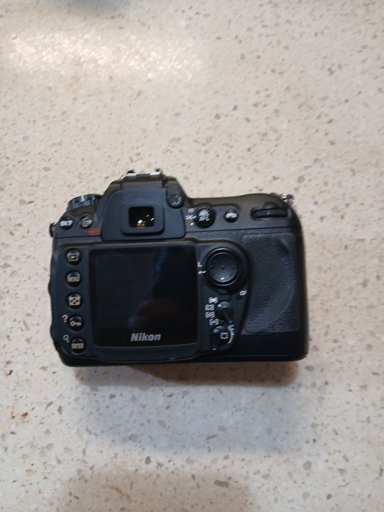 Nikon D200 DSLR Camera Has Errors Parts Only