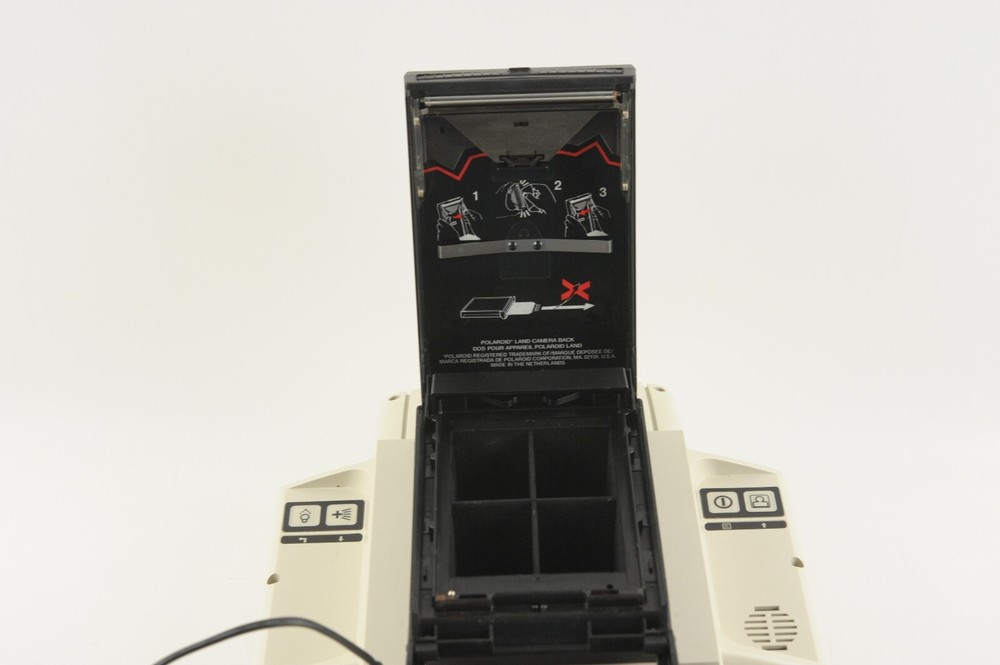 Polaroid Model ID Econo/Delux Camera System ID-104