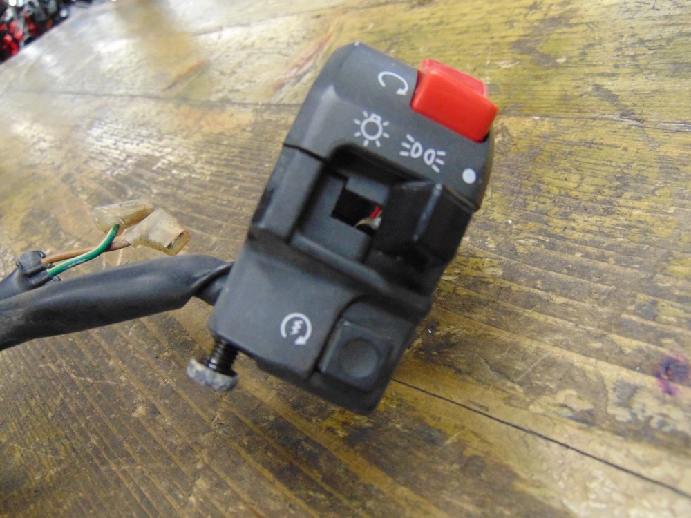 YAMAHA YZF600R THUNDERCAT LEFT HANDLEBAR SWITCH
