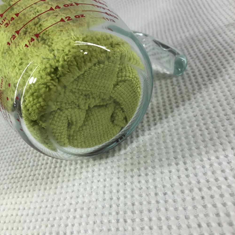 Pyrex Measuring Cup 1 Cup, 250ml, No Chips Or Cracks Great Condition