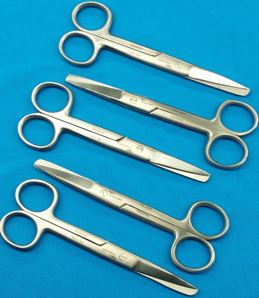 5 O.R GRADE Surgical dressing Scissors Operating instruments sharp/blunt 5.5"