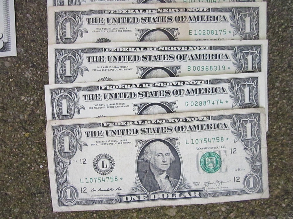 Currency Nice Lot--Different Denomanations Old Style And Star Notes