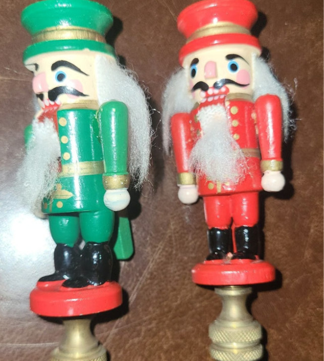 2 Nutcracker Lamp Finial Toppers