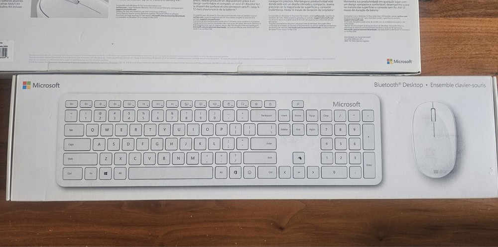 NEW IN BOX Microsoft - Bluetooth Keyboard and Mouse Bundle