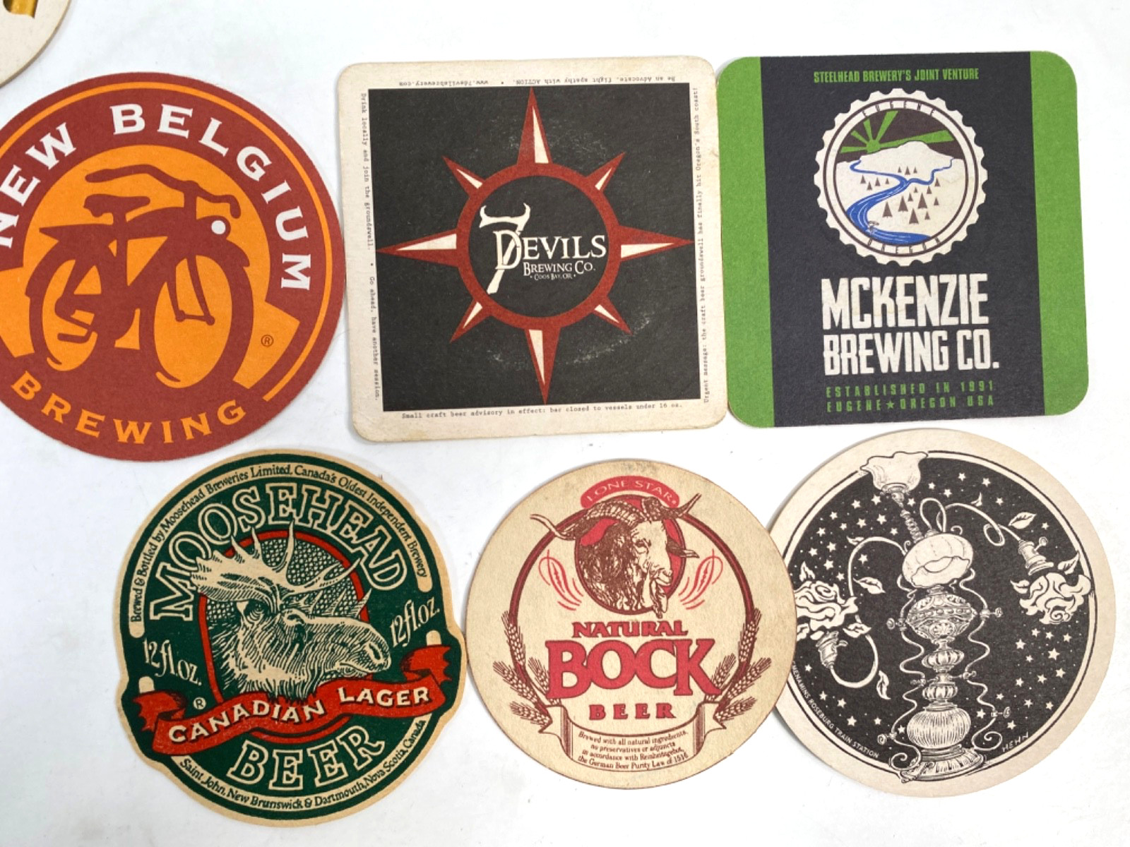 BEER COASTERS - GIANT LOT OF 550+ American, German & Microbrewery Beers COLORFUL