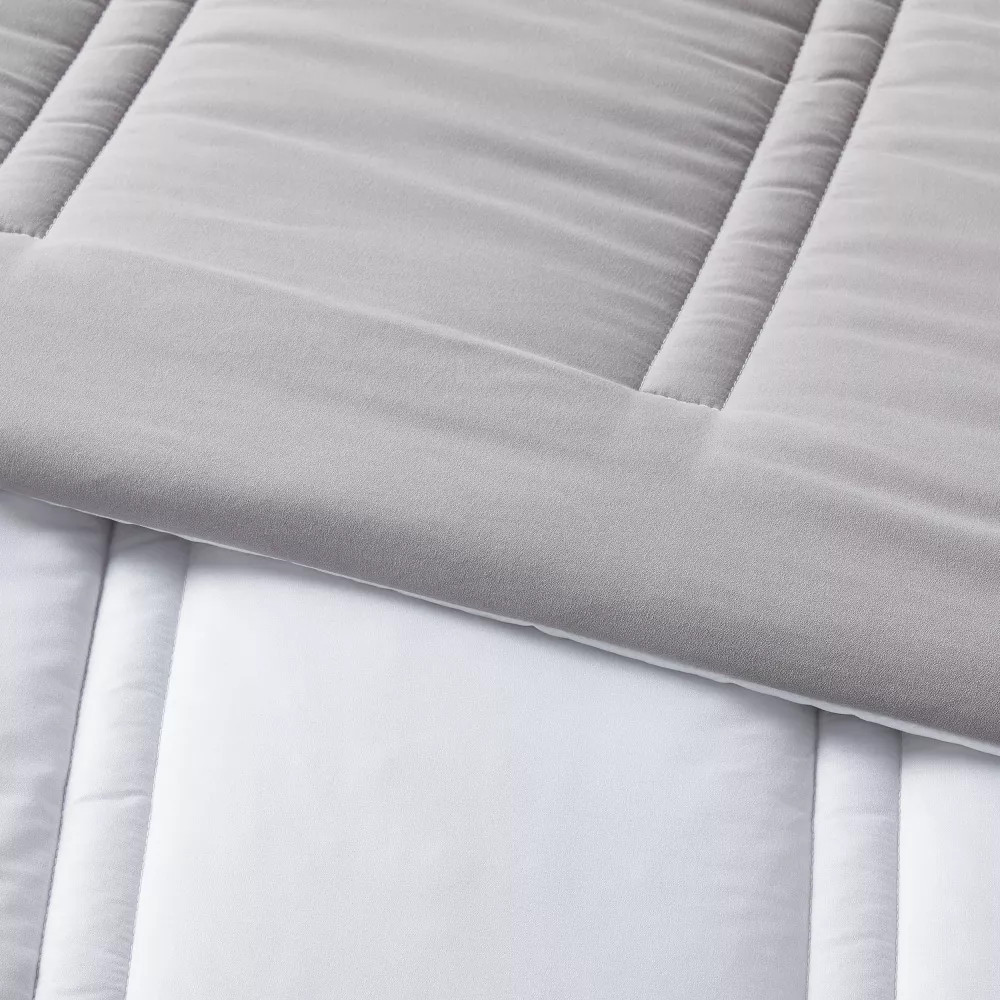 King Lofty Microfiber Comforter White - Room Essentials: Midweight, Plain