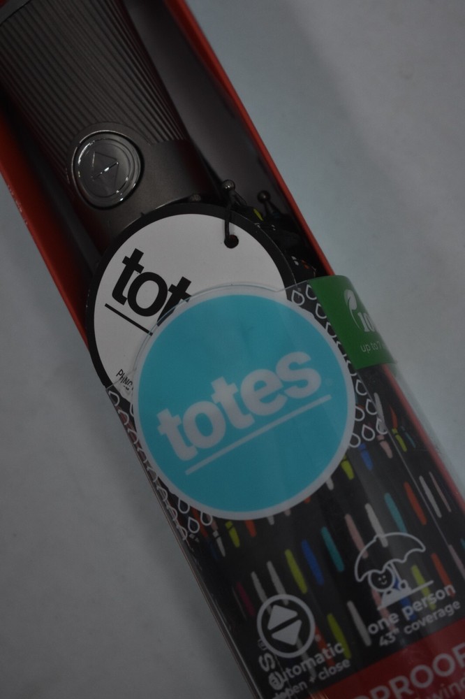 Totes Automatic Open/Close 43" Umbrella Single Person Coverage Titan Design